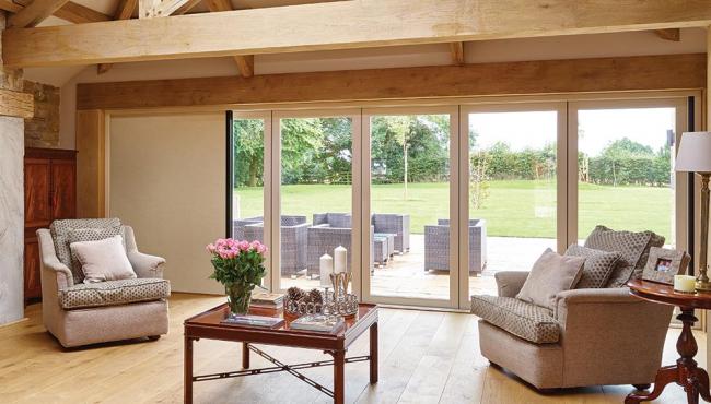 Blinds for Centor Integrated Doors are available in two patterns and a range of colours